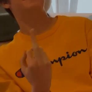 Meet your Posher, Chloe